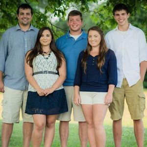 Meet your Posher, Adam